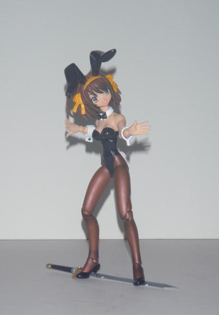 haruhi suzumiya bunny figure